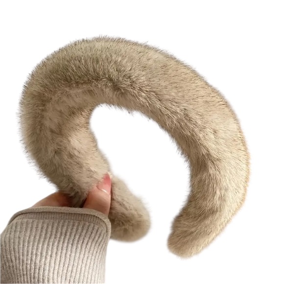 Whimsy_and_Lily Accessories - Light Brown Faux Fur Headband